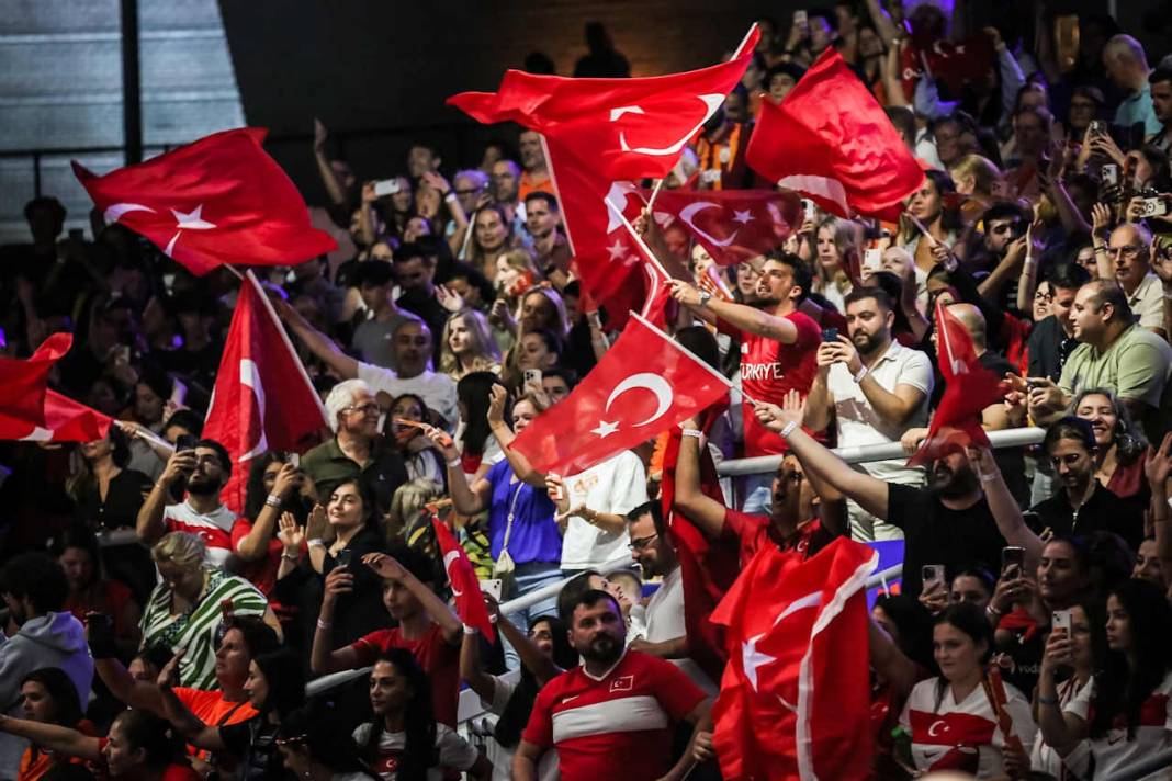 Filenin Sultanları salladı Hollanda'yı: Burası Apeldoorn İstanbul değil 5